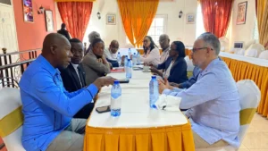 Rencontre du Premier ministre Alix Didier Fils-Aimé avec les dirigeants des Universités Publiques Régionales. (Photo publiée par @PrimatureHT sur son compte X)