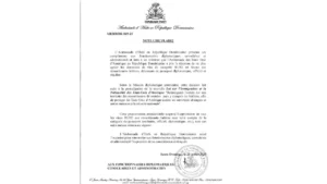 Note circulaire émise par l’ambassade d' Haïti en République dominicaine à l’intention des agents diplomatiques, consulaires et administratifs.