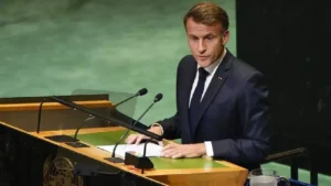 « La paix est beaucoup plus exigeante, beaucoup plus difficile que toutes les guerres. Mais le temps est venu », conclut Emmanuel Macron. - Yuki Iwamura/AP/SIPA