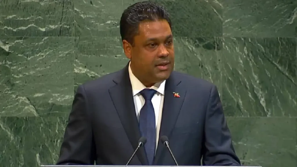 Laurent Saint-Cyr au tribune de l'ONU