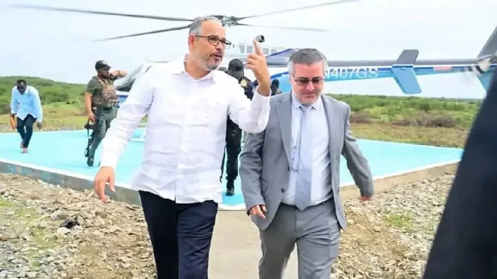 Visite du Premier ministre au Centre de formation tactique de la PNH