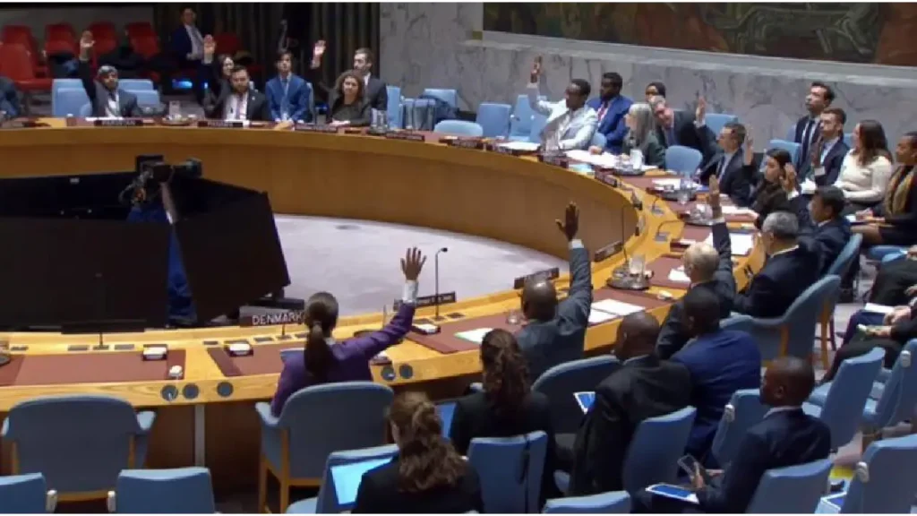 Les 15 membres du Conseil votant la résolution. Photo tirée de la page X de ONU Info.