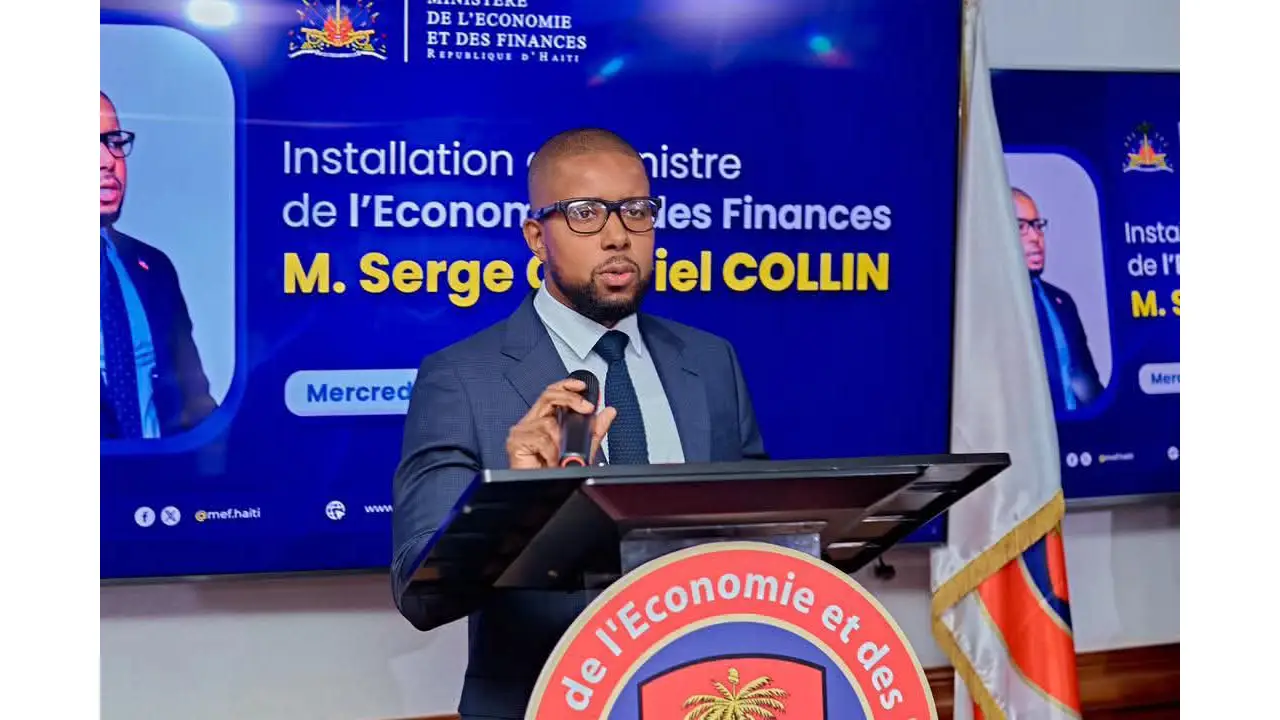 Serge Gabriel Collin officiellement installé ministre de l’Économie et des Finances