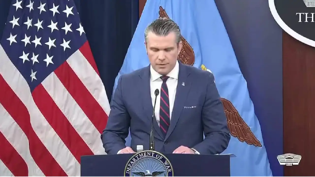 Pete Hegseth avertit l’Iran : toute attaque contre les Américains sera sévèrement punie