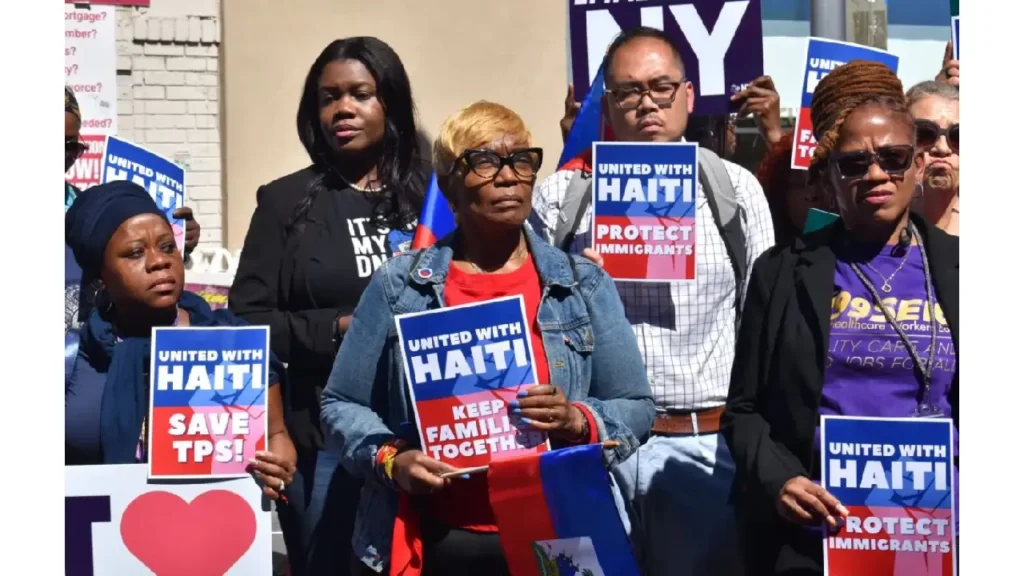 Advocates join a rally for Haitian TPS in Flatbush, Brooklyn, on August 27, 2025. Credit: Ariama C. Long photo