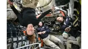 L’équipage d’Artemis-2, à bord de la capsule Orion, sur une capture d’écran du flux vidéo transmis par la Nasa, le 3 avril 2026. NASA VIA AFP