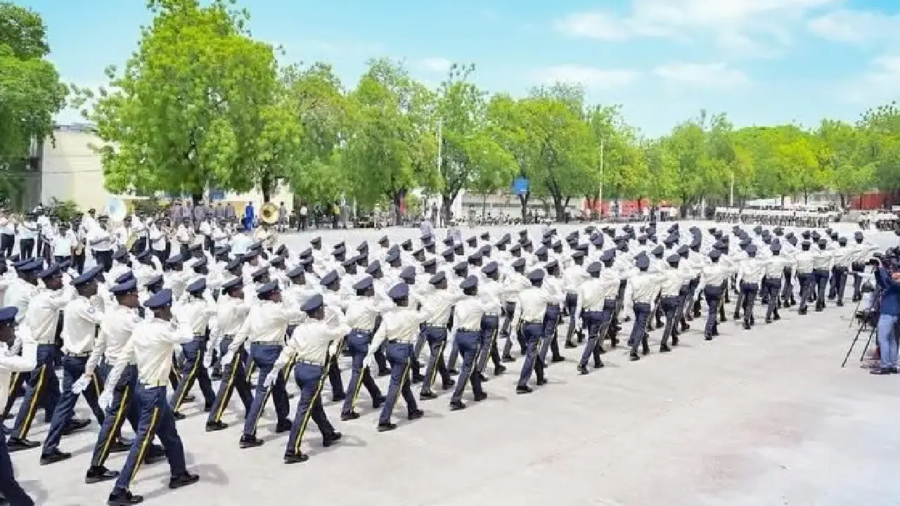 Les récipiendaires de la 36e promotion de la Police nationale d’Haïti. Photo publiée par @PrimatureHT.