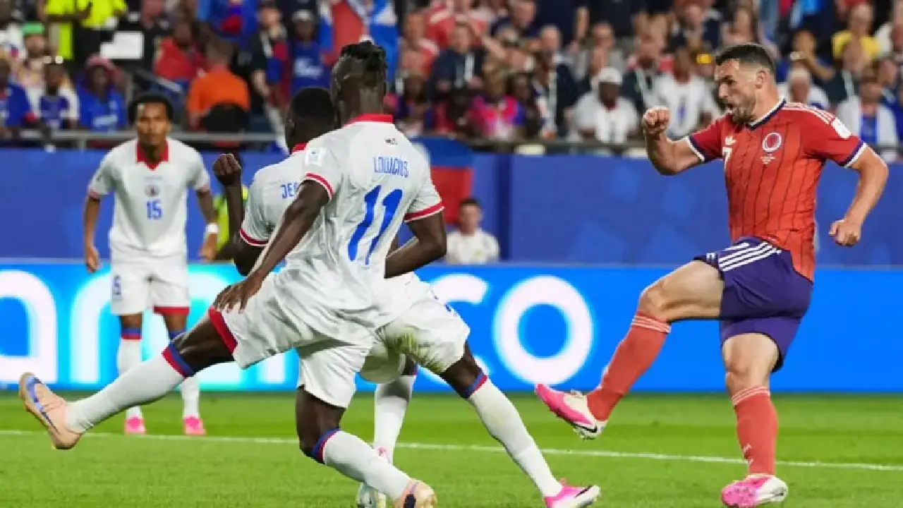 L'Écossais John McGinn a donné l'avantage à son équipe face à Haïti dans la nuit du samedi 13 au dimanche 14 juin 2026. © Martin Meissner / AP