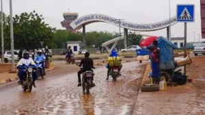 L'aéroport international de Niamey au Niger a de nouveau été visé par des tirs, ce jeudi 18 juin 2026. AP Photo / Sam Mednick
