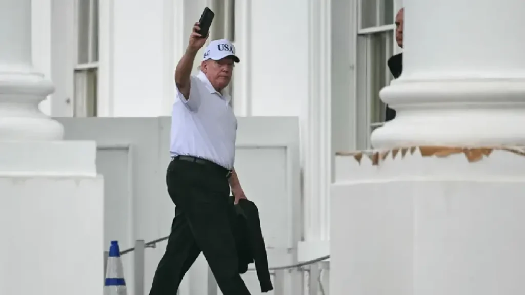 Le président des États-Unis Donald Trump à la Maison Blanche, à Washington DC, le 28 juin 2026. - KENT NISHIMURA / AFP